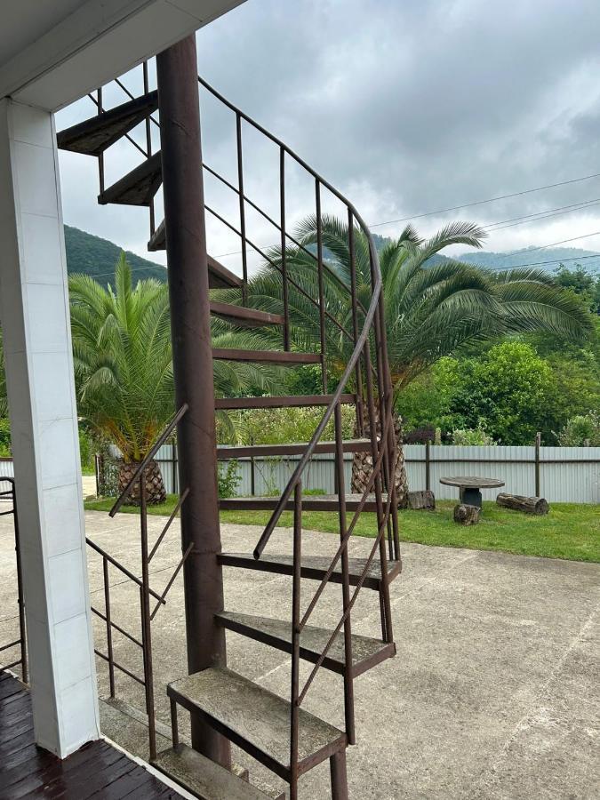 Guesthouse On Topchan 17 New Athos Exterior foto
